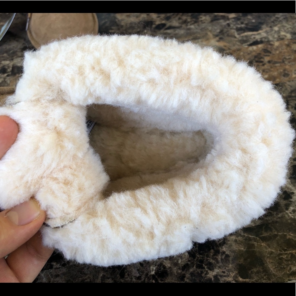 NEW BEARPAW Girls Kory Low Top Moccasin Boots || - Picture 8 of 15